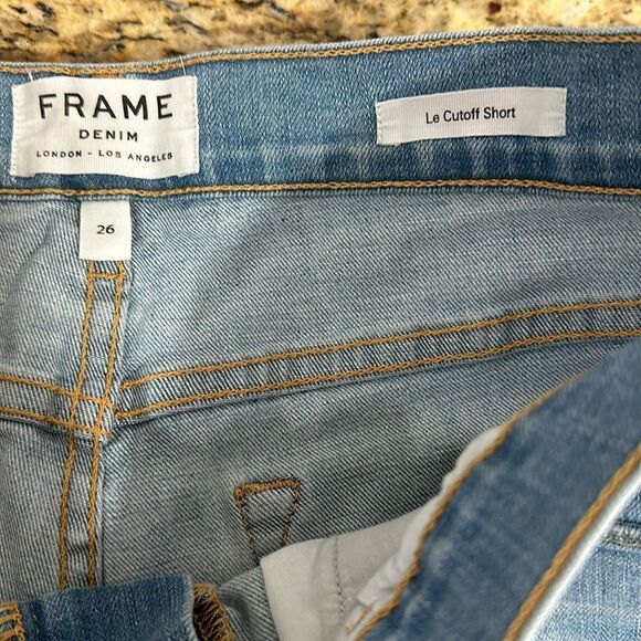 Frame Denim Distressed Mid Rise Le Cutoff Short in Taffs Size 26 - Picture 4 of 9